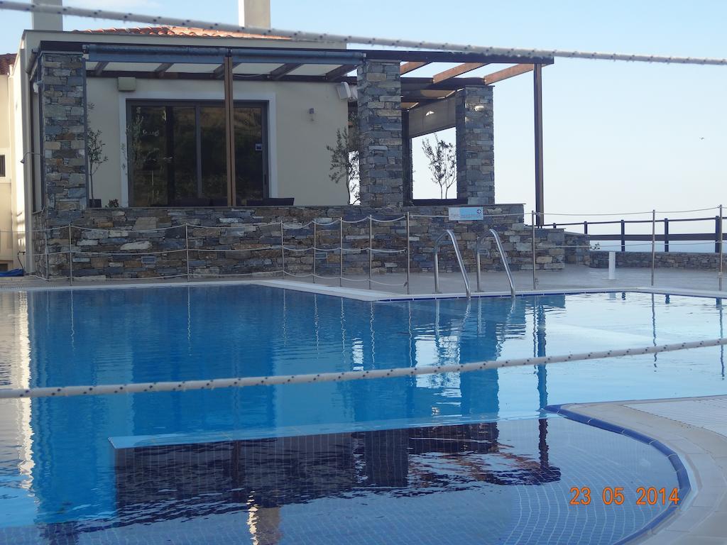 Aegea Hotel Karystos  Extérieur photo